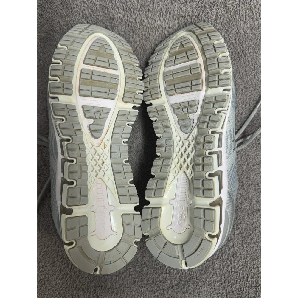 ASICS Gel-Quantum 180 4 Women's Running Shoes Gray Size 7 (EU 38) Style 1022A029